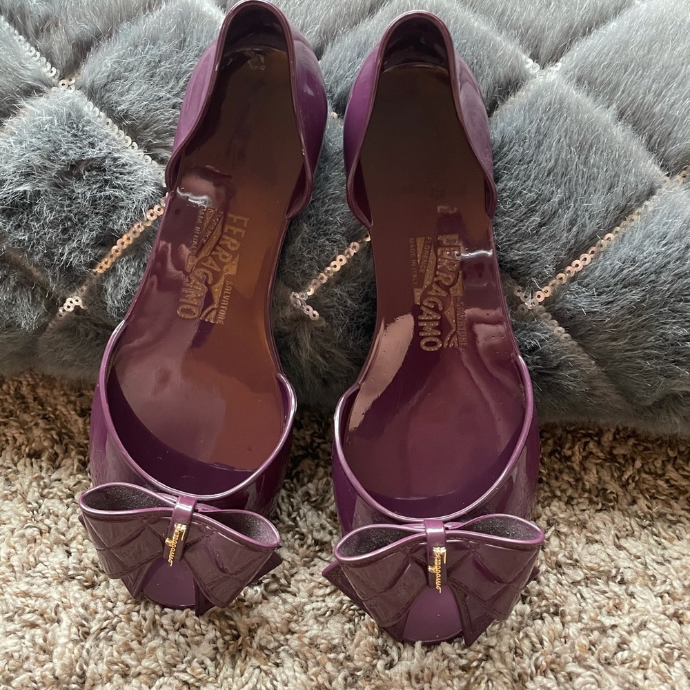 Salvatore ferragamo flats, perfect condition